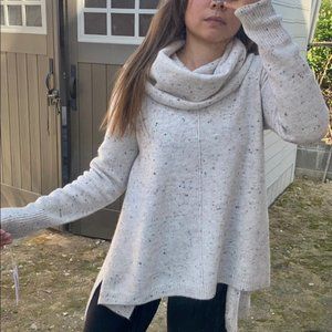 Jessica Simpson Gray Knit Top Sweater  M